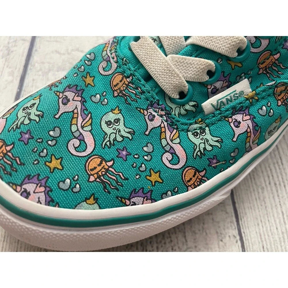 Seahorse Jellyfish Octopus Vans Off the Wall Slip On Girl Shoes, Size Youth 2